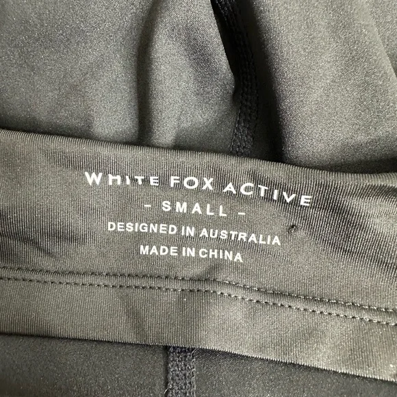 White Fox Boutique Black Athleisure Flare Jumpsuit Women's - Size Small - Picture 8 of 8